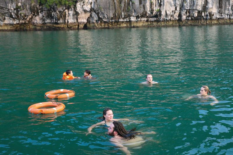 Lan Ha - Ha Long Bay - Cat Ba Island 2D1N in less touristy areas from Hanoi