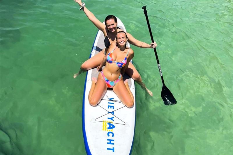 Indulge in Luxury: 4-hour Private Yacht Tour Halong Bay