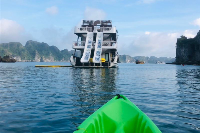Serenity Luxury Day Cruise - Embark on a Journey to Lan Ha Bay from Hanoi