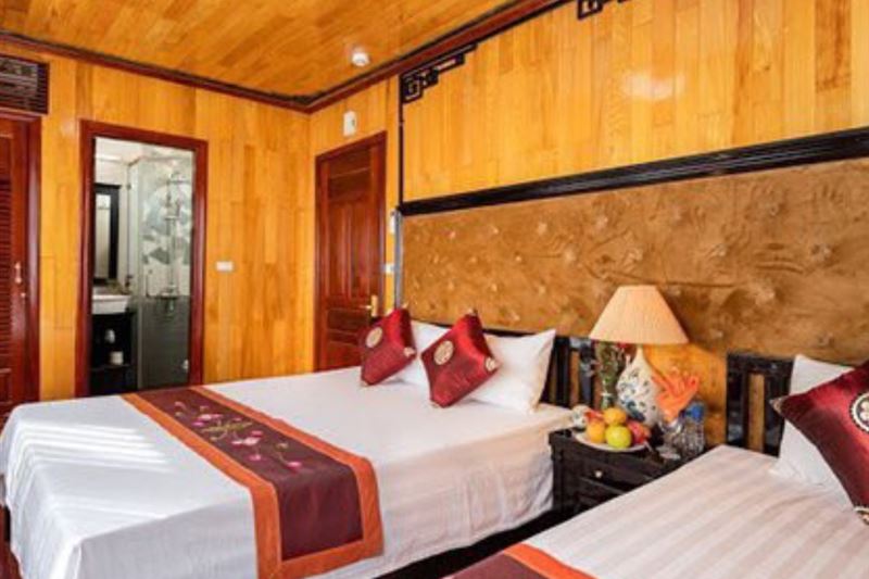 Explore Cat Ba & Lan Ha Bay - 3 Days 2 Nights Cruise From Hanoi