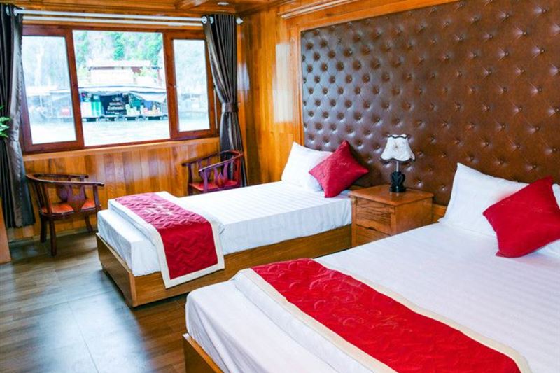 Private 2 Days 1 Night Voyage on Boat in Lan Ha Bay