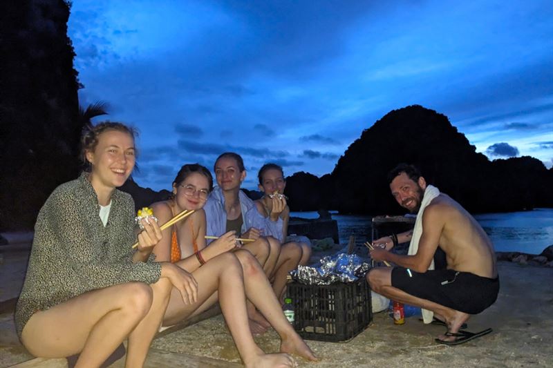 Experience the Sunset and Plankton Bioluminescent Night Kayak from Cat Ba Island