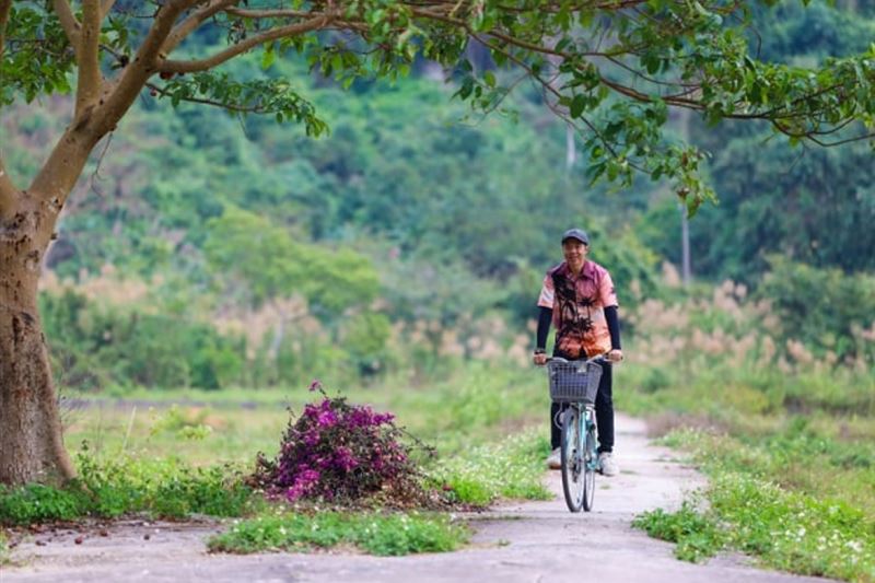 One-day trekking adventure: Cat Ba National Park - Viet Hai Village from Cat Ba