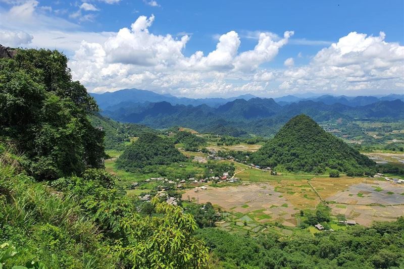 8 - Day Vietnam Package Tour  : HANOI – HA LONG – NINH BINH - MAI CHAU - PU LUONG