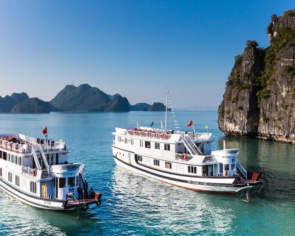 Halong Bay Midrange Cruise